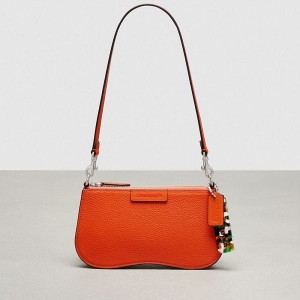 Coachtopia Kabelka přes Rameno Coach Small Wavy In Leather Oranžové | 7165048-CZ