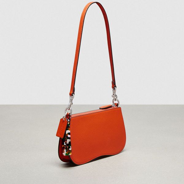 Coachtopia Kabelka přes Rameno Coach Small Wavy In Leather Oranžové | 7165048-CZ